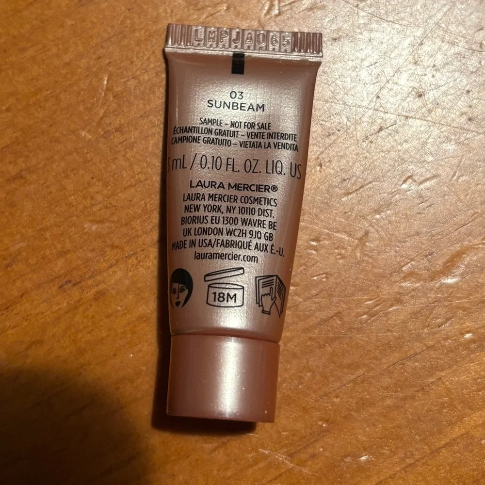 Laura Mercier Tinted Moisturizer Bronzer